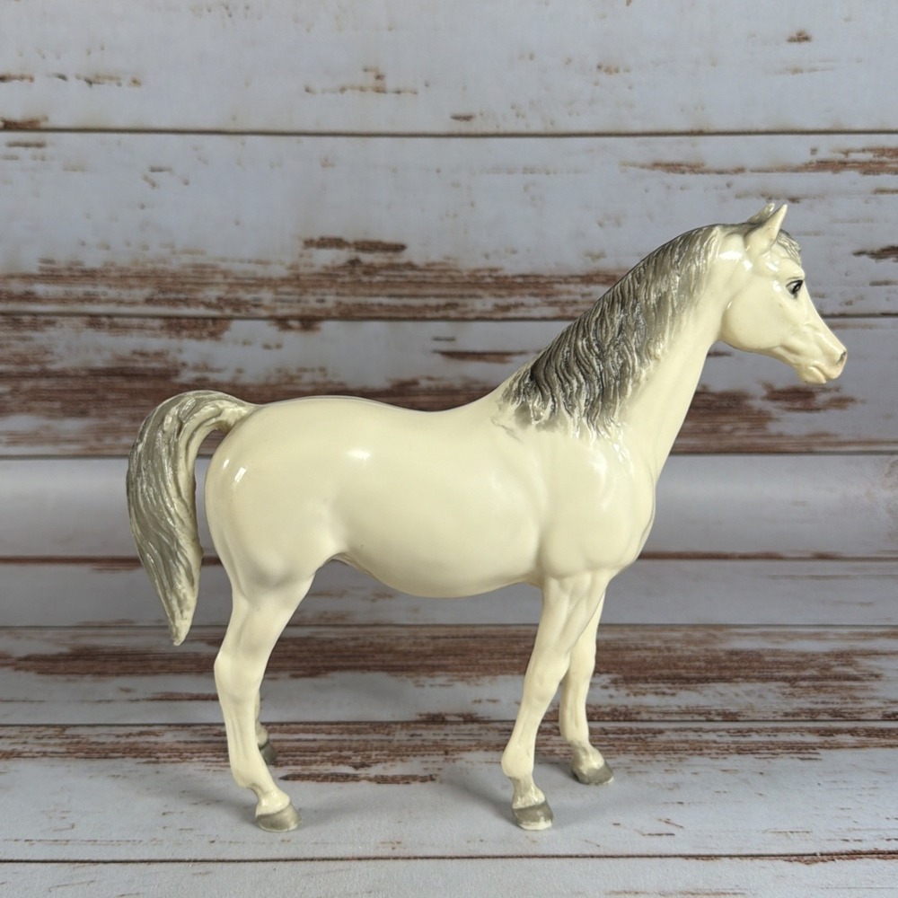 Vintage Breyer Molding Co Palomino Horse Silver Grey Mane Tail 11" USA Used